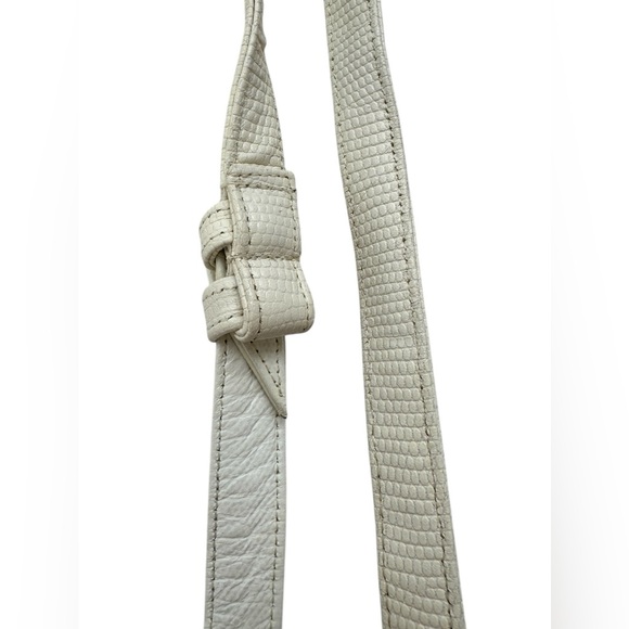 Sharif Vintage Leather Crossbody Bag - Picture 8 of 15